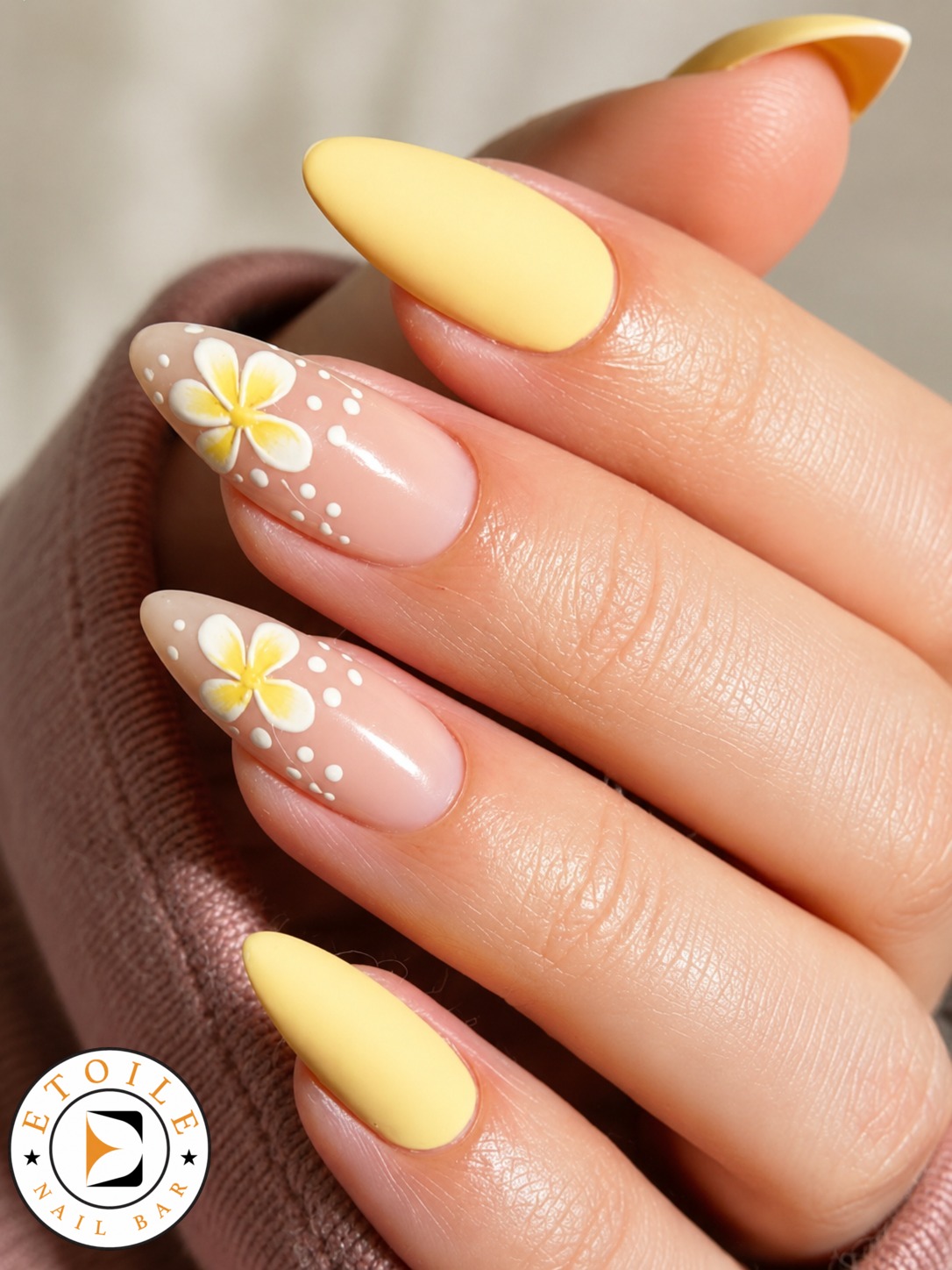 Nail salon 60614 - Nail salon near me - Nail salon in Chicago - Etoile Nail Bar